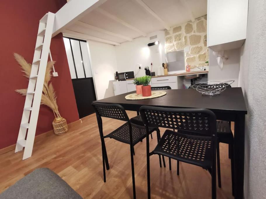 Centre Ville Montpellier - Appartement Au Coeur De L'Ecusson Dış mekan fotoğraf